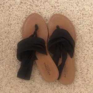 Strappy black sandles